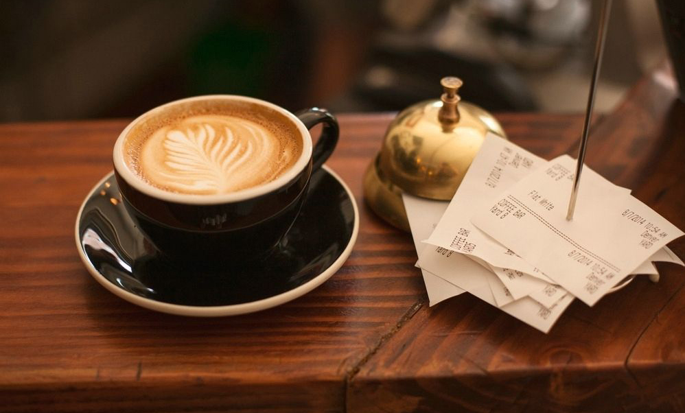 Experts tip the nation's economic recovery to produce worldwide benefits