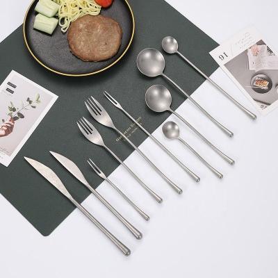 Stainless steel spoon and fork cutlery set 